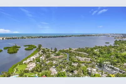 1601 Pelican Point Drive #215, Sarasota, FL 34231 - Photo 1