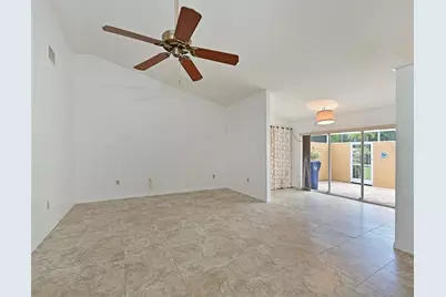 5506 37th Street E #4, Bradenton, FL 34203 - Photo 4