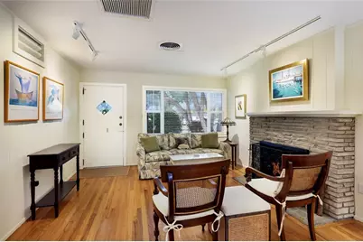 2070 Hyde Park Street, Sarasota, FL 34239 - Photo 8