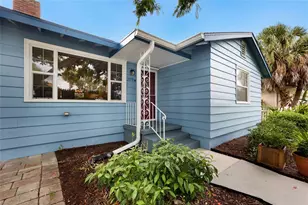 2070 Hyde Park St, Sarasota, FL 34239 - Photo 6