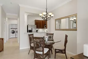 3582 Parkridge Cir, Sarasota, FL 34243 - Photo 10