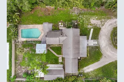 2404 Bispham Road, Sarasota, FL 34231 - Photo 44