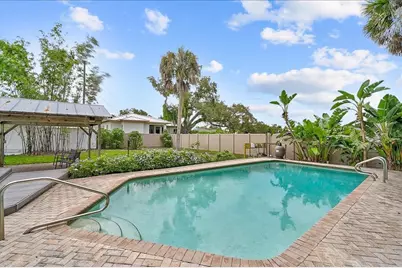 2404 Bispham Road, Sarasota, FL 34231 - Photo 8