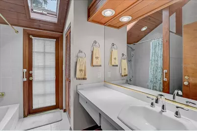 2404 Bispham Road, Sarasota, FL 34231 - Photo 30