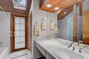 2404 Bispham Rd, Sarasota, FL 34231 - Photo 30