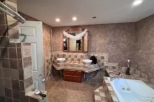 38124 Illinois St, Lady Lake, FL 32159 - Photo 14