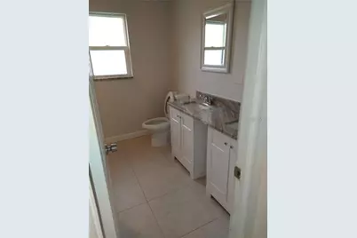 2155 Temple Street, Sarasota, FL 34239 - Photo 4