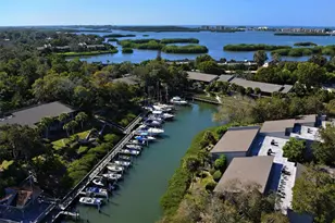 1687 Brookhouse Cir, Sarasota, FL 34231 - Photo 30