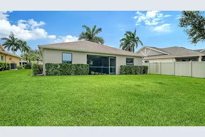7226 34th Street E, Sarasota, FL 34243 - Photo 46
