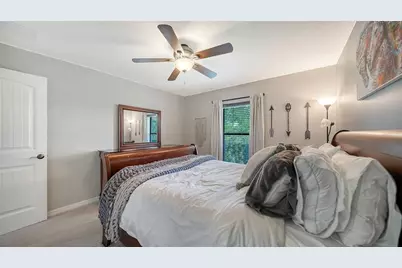 7226 34th Street E, Sarasota, FL 34243 - Photo 36