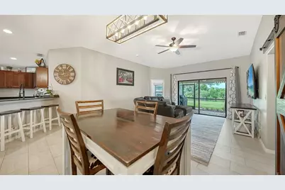 7226 34th Street E, Sarasota, FL 34243 - Photo 16