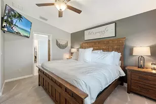 7226 34th St E, Sarasota, FL 34243 - Photo 24