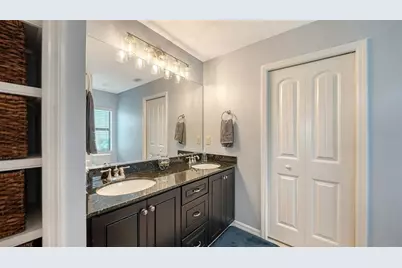 7226 34th Street E, Sarasota, FL 34243 - Photo 28