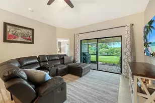7226 34th St E, Sarasota, FL 34243 - Photo 22