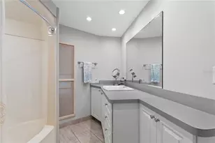 808 53rd Ave E, Bradenton, FL 34203 - Photo 18