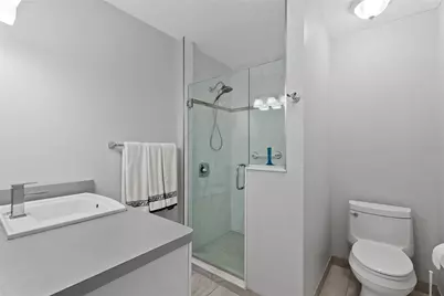 808 53rd Avenue E #18, Bradenton, FL 34203 - Photo 16