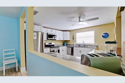 601 Saint Judes Drive, Longboat Key, FL 34228 - Photo 6