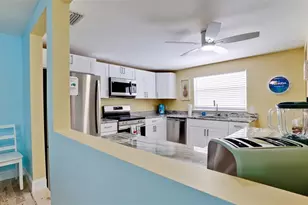 601 St Judes Dr, Longboat Key, FL 34228 - Photo 6