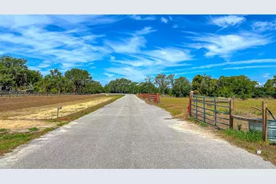 26135 39th Place E, Myakka City, FL 34251 - Photo 8