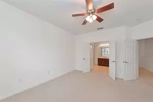 3426 Parkridge Cir, Sarasota, FL 34243 - Photo 36