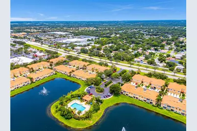 3426 Parkridge Circle #34-105, Sarasota, FL 34243 - Photo 14