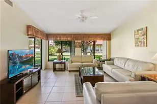 3715 Pinecone Ct, Sarasota, FL 34238 - Photo 8