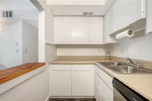 631 N Orange Ave, Sarasota, FL 34236 - Photo 16