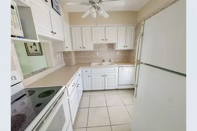 771 John Ringling Boulevard #3, Sarasota, FL 34236 - Photo 4