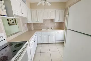 771 John Ringling Blvd, Sarasota, FL 34236 - Photo 4