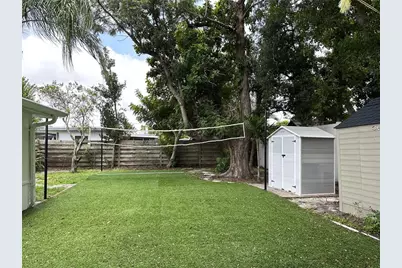 2740 Heather Place, Sarasota, FL 34235 - Photo 16