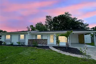 2740 Heather Pl, Sarasota, FL 34235 - Photo 1