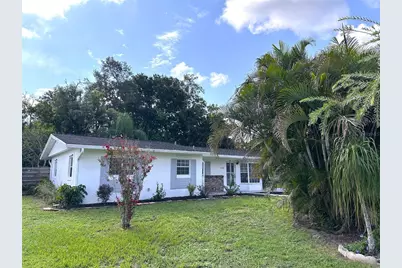 2740 Heather Place, Sarasota, FL 34235 - Photo 4