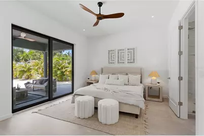 2306 Valencia Drive, Sarasota, FL 34239 - Photo 22