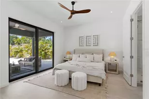 2306 Valencia Dr, Sarasota, FL 34239 - Photo 22