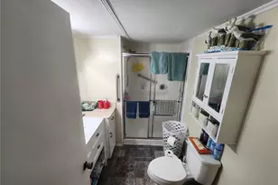 130 Capri Dr, Palmetto, FL 34221 - Photo 8