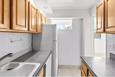 33 S Gulfstream Avenue #305, Sarasota, FL 34236 - Photo 18