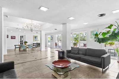 33 S Gulfstream Avenue #305, Sarasota, FL 34236 - Photo 8