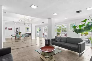 33 S Gulfstream Ave, Sarasota, FL 34236 - Photo 8