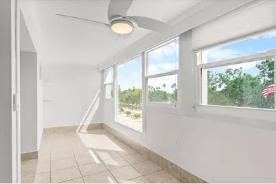 33 S Gulfstream Avenue #305, Sarasota, FL 34236 - Photo 24