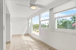 33 S Gulfstream Ave, Sarasota, FL 34236 - Photo 24