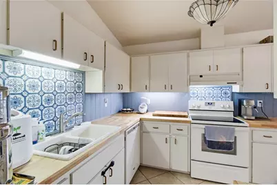 308 Chartley Court N, Sarasota, FL 34232 - Photo 14
