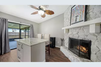 1551 Georgetowne Lane, Sarasota, FL 34232 - Photo 6