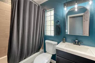 1551 Georgetowne Ln, Sarasota, FL 34232 - Photo 22