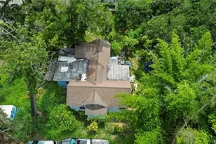 2126 Olentary St, Sarasota, FL 34231 - Photo 4