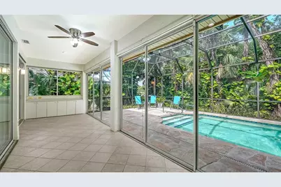2929 Sandringham Place, Sarasota, FL 34235 - Photo 14