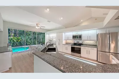 2929 Sandringham Place, Sarasota, FL 34235 - Photo 4