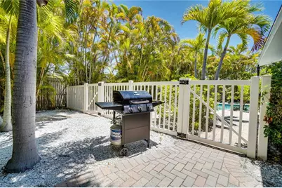 76 N Shore Drive, Anna Maria, FL 34216 - Photo 38