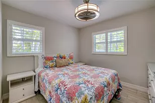 76 N Shore Dr, Anna Maria, FL 34216 - Photo 16