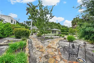 2475 Alameda Avenue, Sarasota, FL 34234 - Photo 36