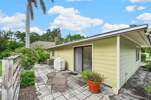 2475 Alameda Avenue, Sarasota, FL 34234 - Photo 38